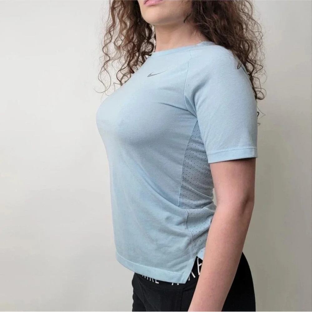 Nike Women's Sky Blue Short Sleeve Tee - Picture 6 of 7